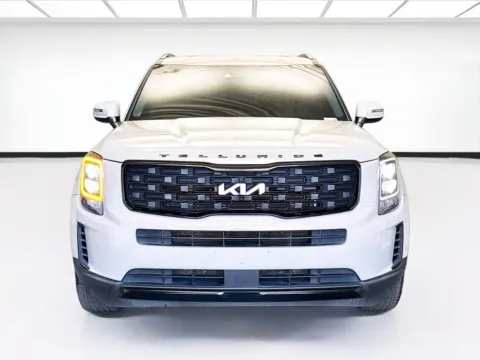 Photos of 2022 Kia Telluride EX for sale in Montclair, CA at STG Montclair
