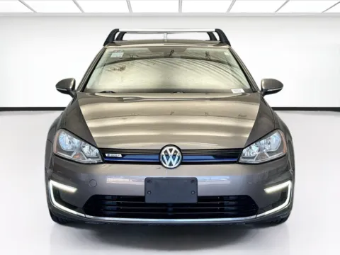 Photos of 2016 Volkswagen e-Golf SE for sale in Montclair, CA at STG Montclair