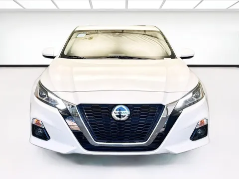 Photos of 2020 Nissan Altima 2.5 SV for sale in Montclair, CA at STG Montclair