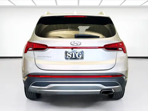 More photos of 2022 Hyundai Santa Fe SEL at STG Montclair, CA