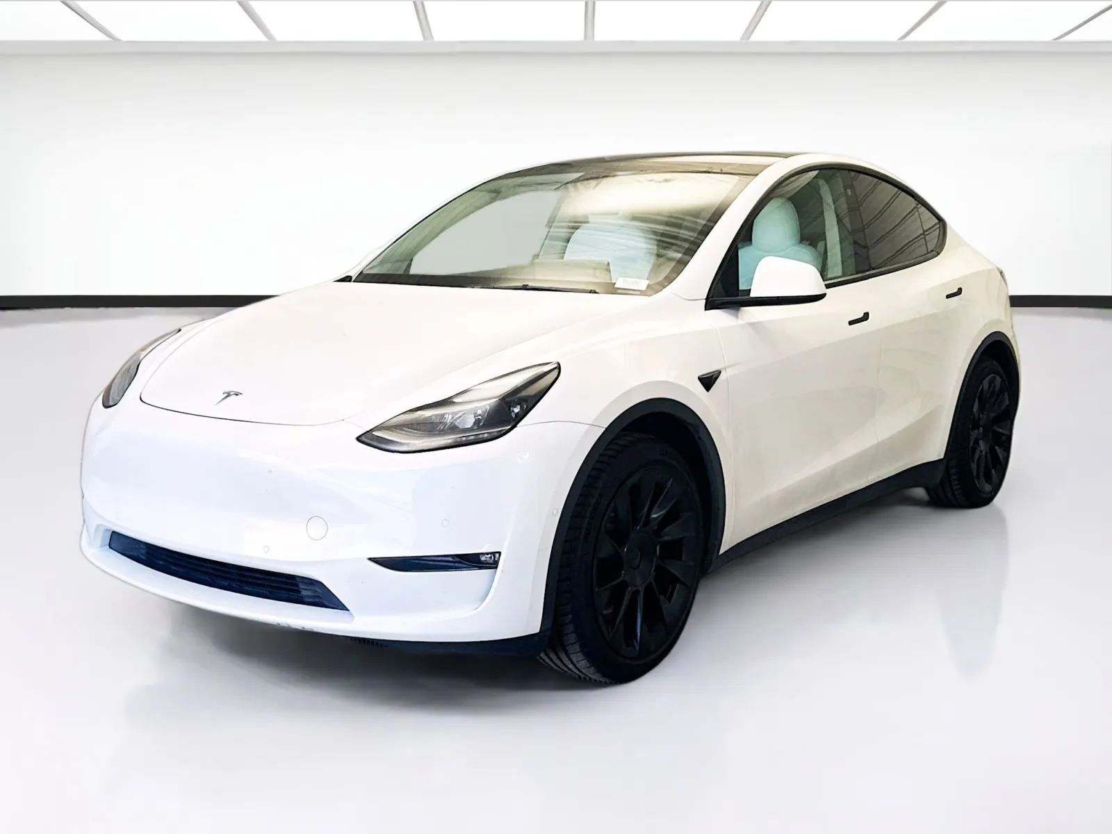 White 2022 Tesla Model Y Long Range 7 Seater for sale in Montclair, CA