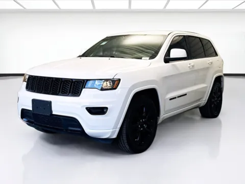 White 2019 Jeep Grand Cherokee Altitude for sale in Montclair, CA