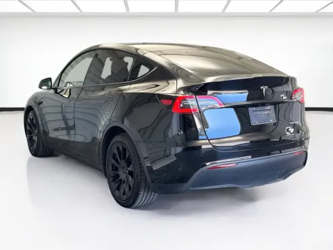 More photos of 2024 Tesla Model Y Long Range at STG Montclair, CA