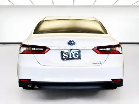More photos of 2021 Toyota Camry Hybrid LE at STG Montclair, CA