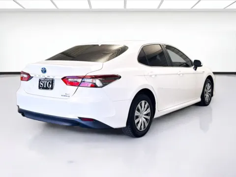 More photos of 2021 Toyota Camry Hybrid LE at STG Montclair, CA