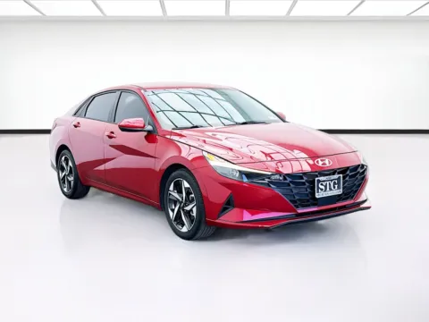 Another view of 2023 Hyundai Elantra SEL for sale in Montclair, CA at STG Montclair