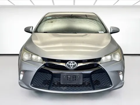 Photos of 2016 Toyota Camry SE for sale in Montclair, CA at STG Montclair