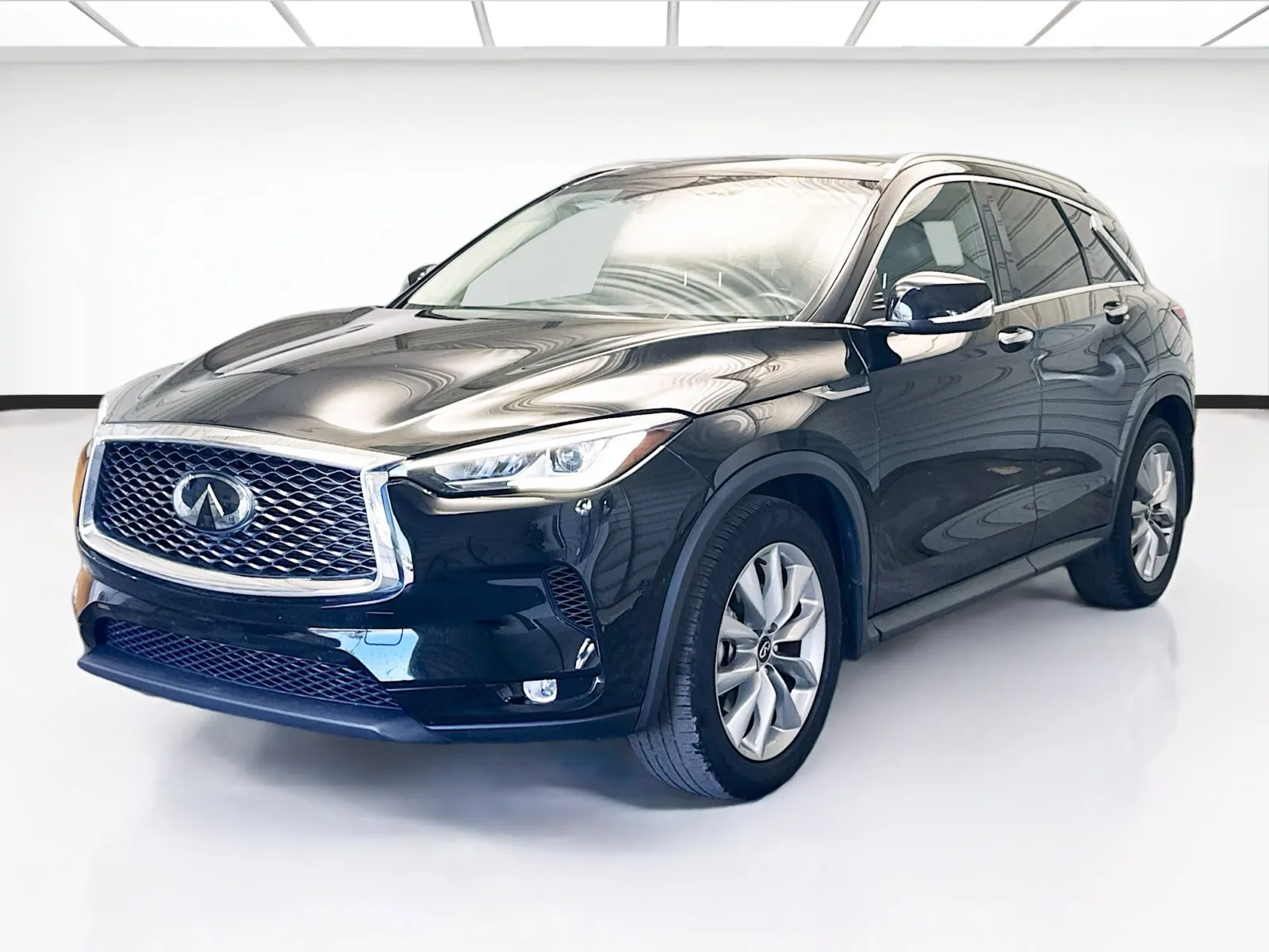 Black 2022 INFINITI QX50 LUXE for sale in Montclair, CA