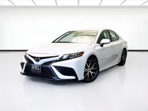 Gray 2024 Toyota Camry SE for sale in Montclair, CA