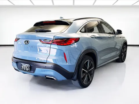 More photos of 2022 INFINITI QX55 LUXE at STG Montclair, CA
