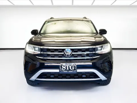 Photos of 2022 Volkswagen Atlas 3.6L V6 SE w/Technology for sale in Montclair, CA at STG Montclair