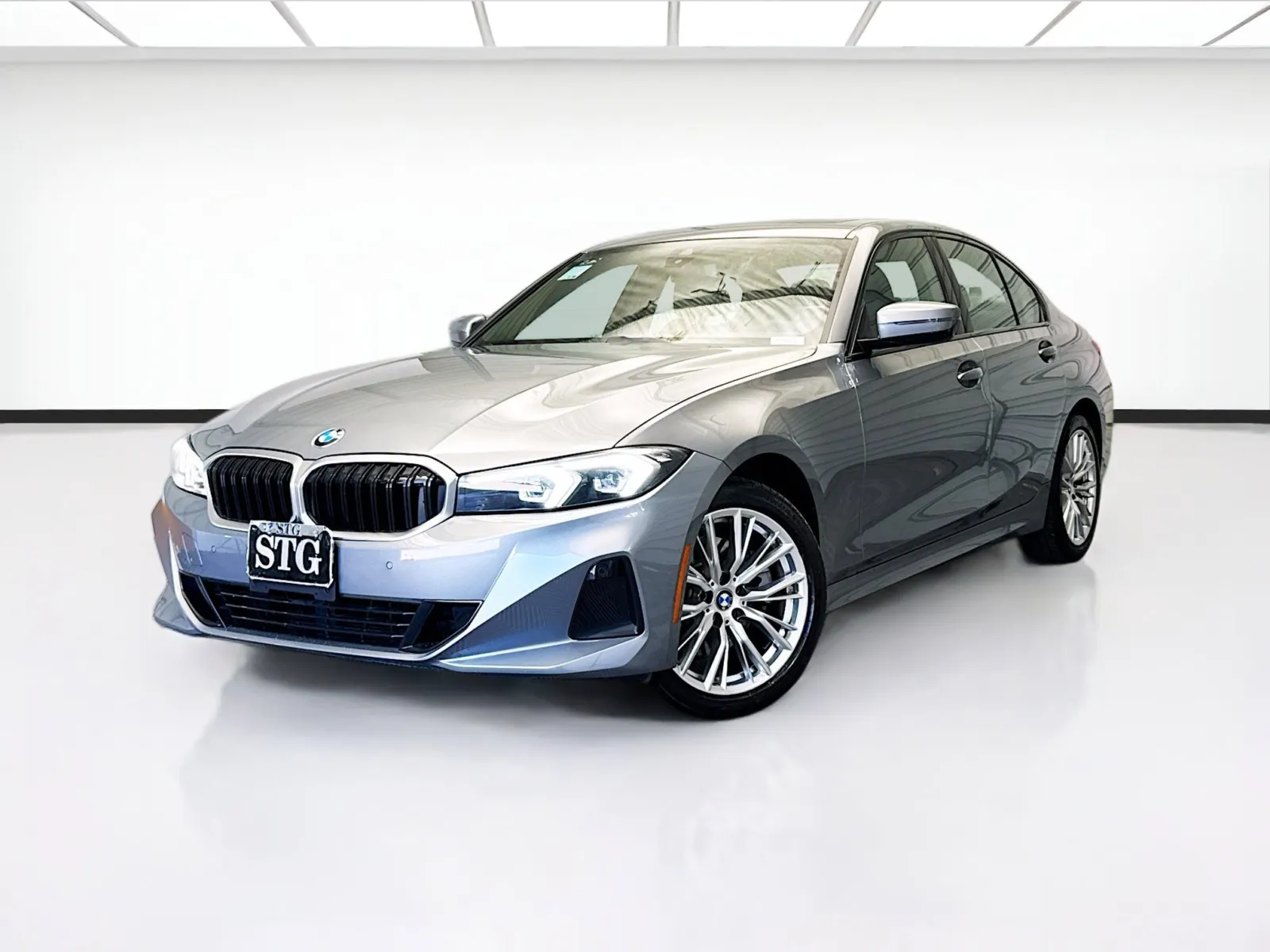 Gray 2023 BMW 3 Series 330i xDrive for sale in Montclair, CA
