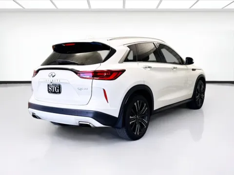 More photos of 2022 INFINITI QX50 LUXE at STG Montclair, CA