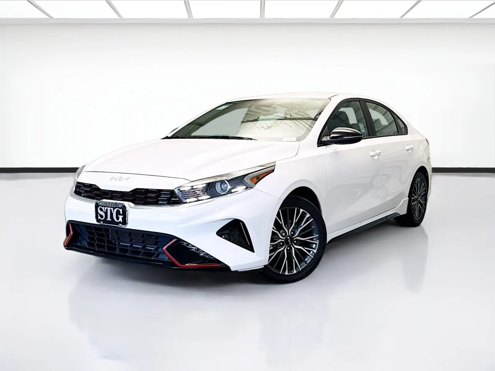 White 2023 Kia Forte GT-Line for sale in Montclair, CA
