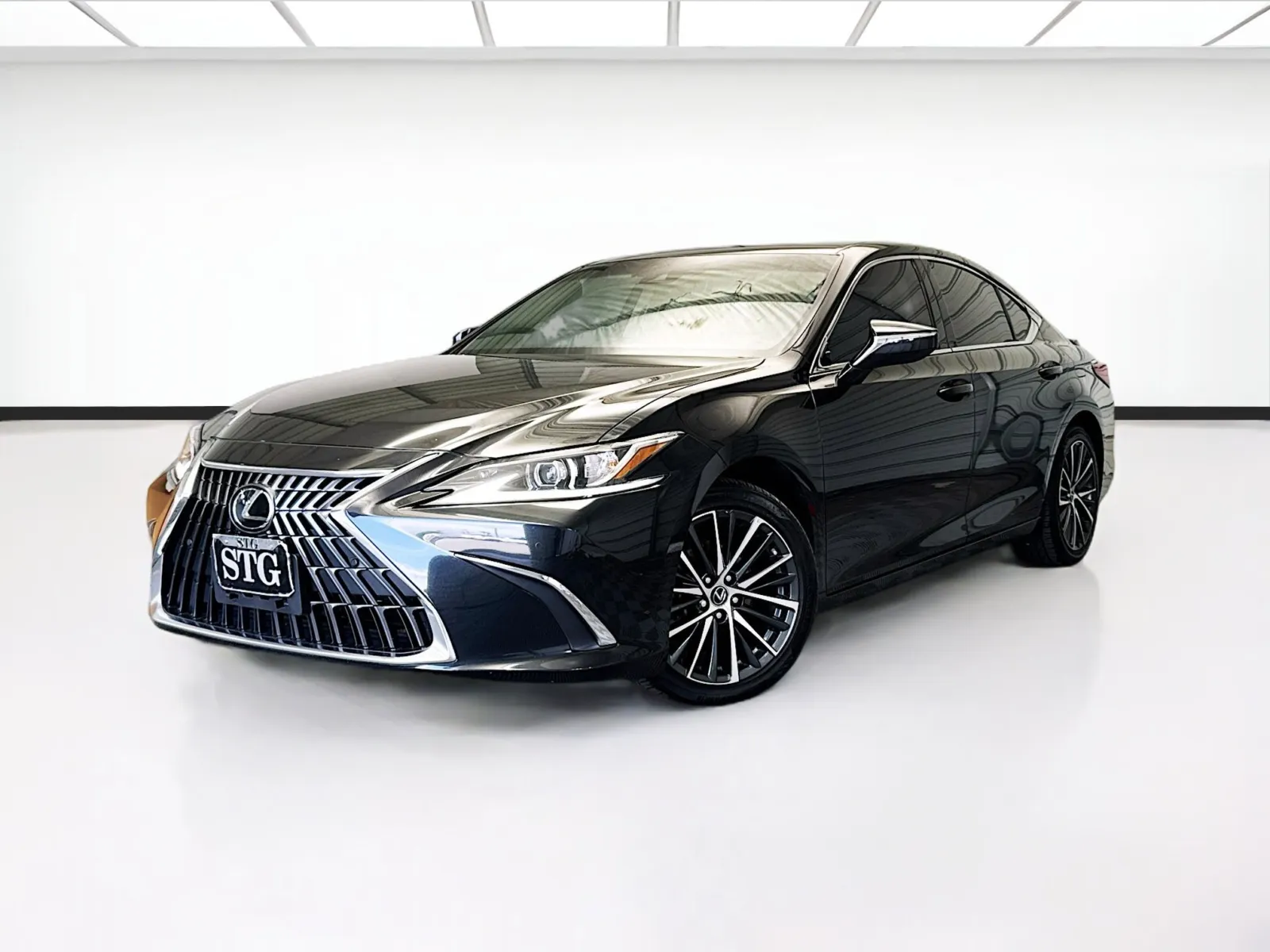 Black 2024 Lexus ES 300h for sale in Montclair, CA