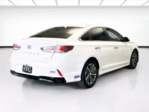 More photos of 2019 Hyundai Sonata Plug-In Hybrid at STG Montclair, CA