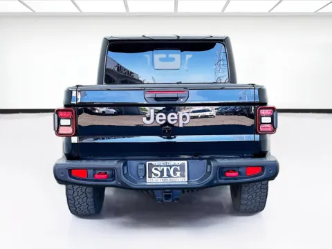 More photos of 2021 Jeep Gladiator Rubicon at STG Montclair, CA