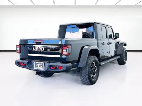 More photos of 2021 Jeep Gladiator Rubicon at STG Montclair, CA