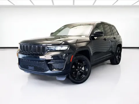 Black 2023 Jeep Grand Cherokee Altitude for sale in Montclair, CA