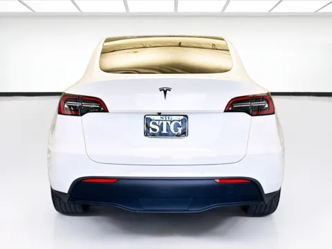 More photos of 2021 Tesla Model Y Standard Range at STG Montclair, CA