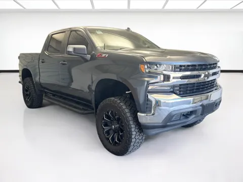 Another view of 2019 Chevrolet Silverado 1500 LT for sale in Montclair, CA at STG Montclair