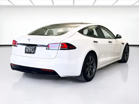 More photos of 2023 Tesla Model S Standard Range at STG Montclair, CA
