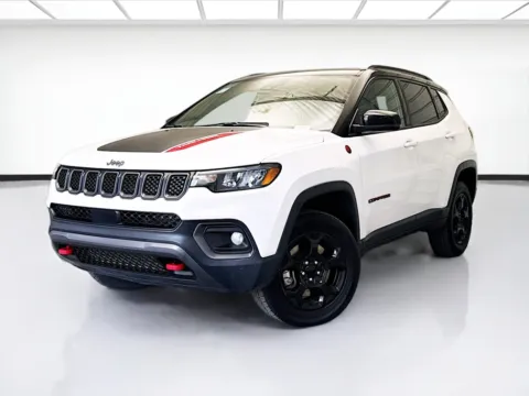 White 2023 Jeep Compass Trailhawk for sale in Montclair, CA