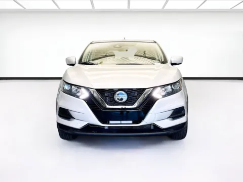 Photos of 2022 Nissan Rogue Sport S for sale in Montclair, CA at STG Montclair