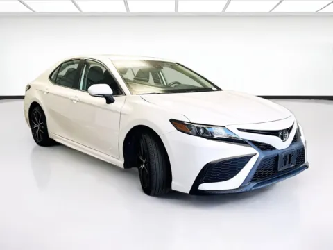 Another view of 2022 Toyota Camry SE for sale in Montclair, CA at STG Montclair