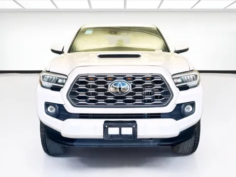 Photos of 2022 Toyota Tacoma V6 for sale in Montclair, CA at STG Montclair