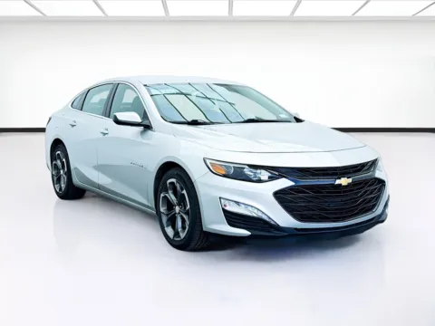 Another view of 2022 Chevrolet Malibu LT for sale in Montclair, CA at STG Montclair