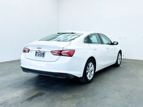 More photos of 2022 Chevrolet Malibu LT at STG Montclair, CA