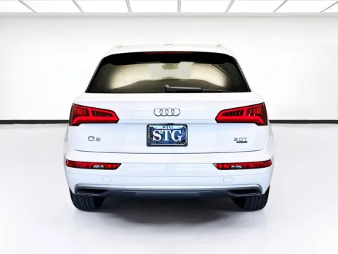 More photos of 2018 Audi Q5 2.0T quattro at STG Montclair, CA