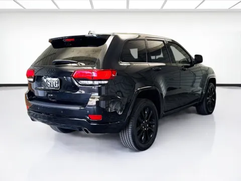 More photos of 2022 Jeep Grand Cherokee WK Laredo X at STG Montclair, CA
