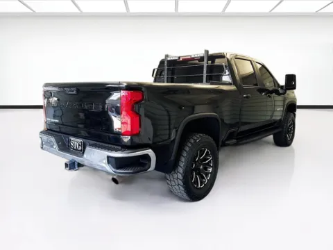 More photos of 2021 Chevrolet Silverado 2500HD LT at STG Montclair, CA