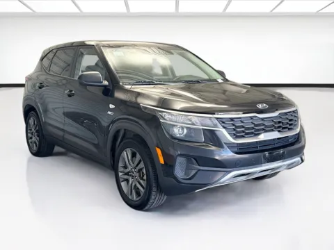 Another view of 2021 Kia Seltos LX for sale in Montclair, CA at STG Montclair