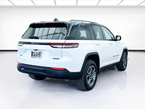 More photos of 2022 Jeep Grand Cherokee Trailhawk 4xe at STG Montclair, CA
