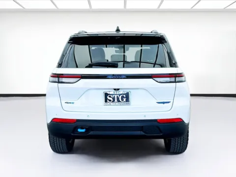 More photos of 2022 Jeep Grand Cherokee Trailhawk 4xe at STG Montclair, CA