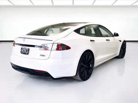 More photos of 2021 Tesla Model S Plaid at STG Montclair, CA