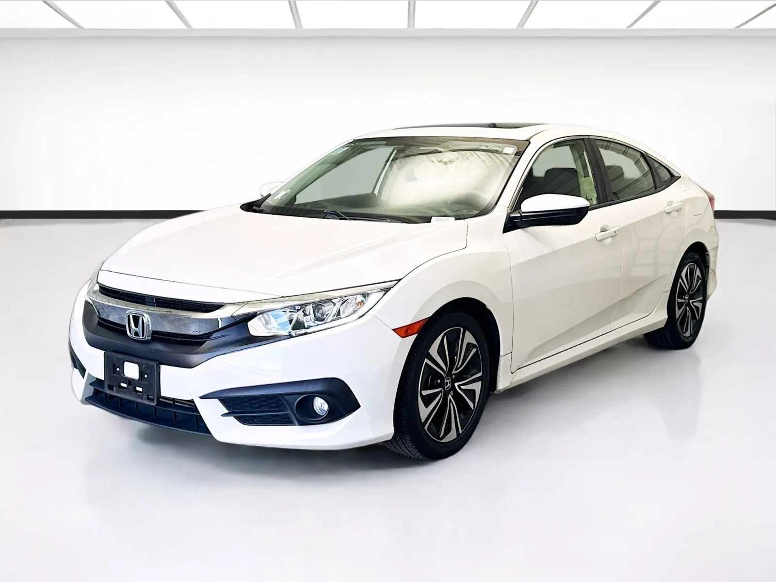 White 2018 Honda Civic EX-T for sale in Montclair, CA