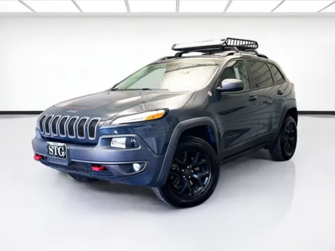 Gray 2017 Jeep Cherokee Trailhawk for sale in Montclair, CA
