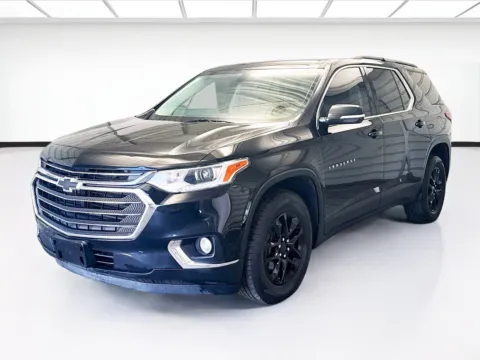 Black 2019 Chevrolet Traverse LT Cloth w/1LT for sale in Montclair, CA