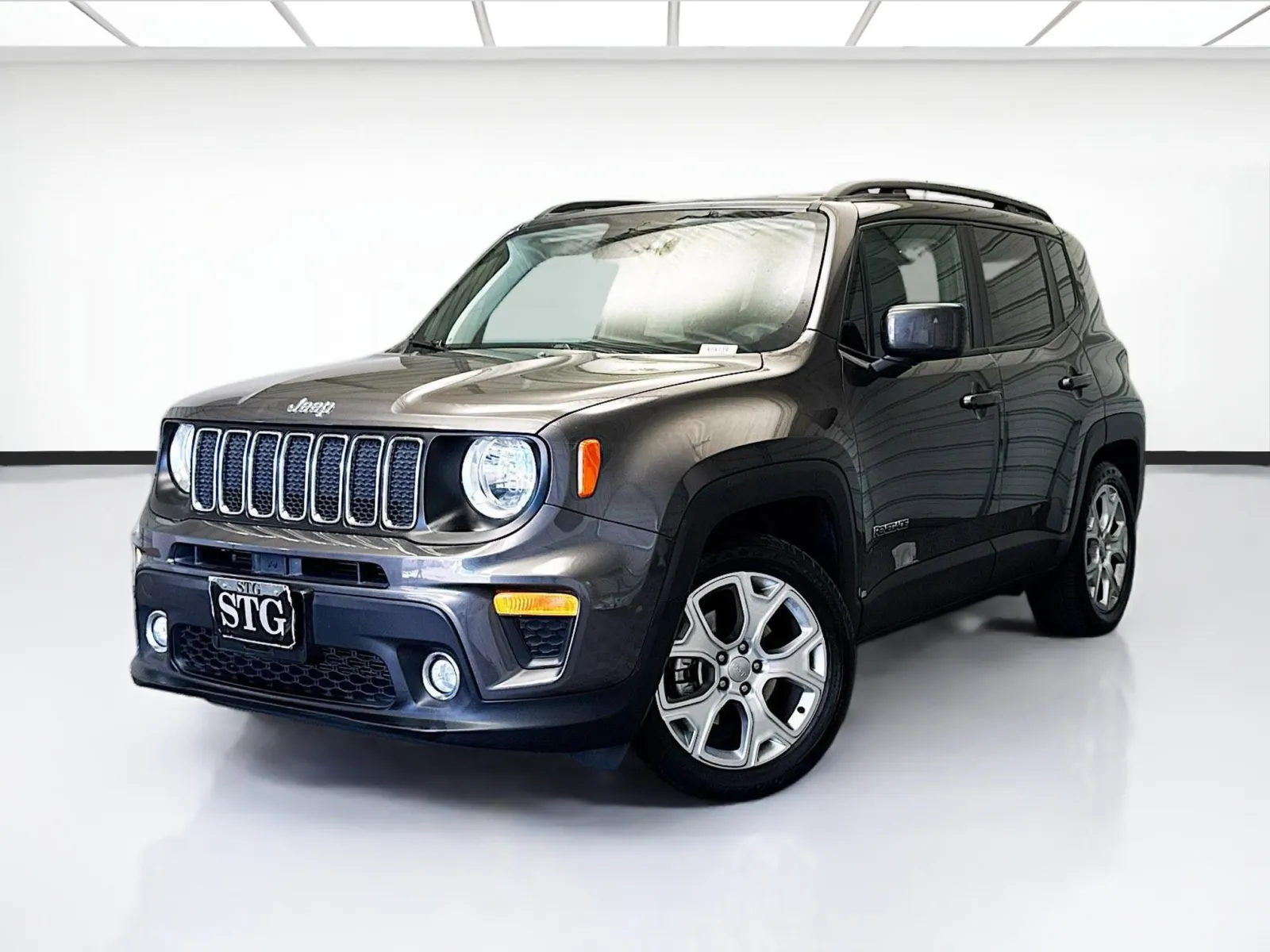 Gray 2019 Jeep Renegade Latitude for sale in Montclair, CA