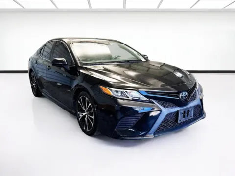 Another view of 2019 Toyota Camry SE for sale in Montclair, CA at STG Montclair