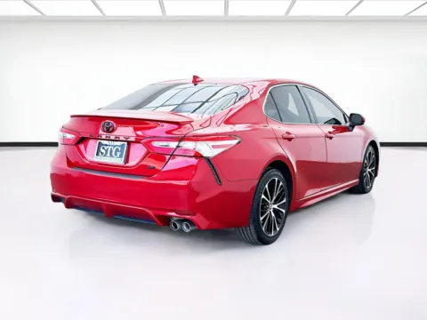 More photos of 2019 Toyota Camry SE at STG Montclair, CA