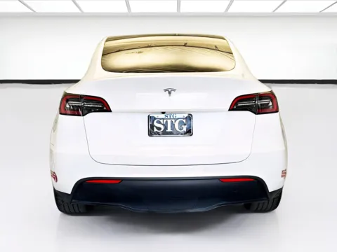 More photos of 2023 Tesla Model Y Long Range at STG Montclair, CA