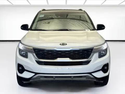 Photos of 2021 Kia Seltos S for sale in Montclair, CA at STG Montclair