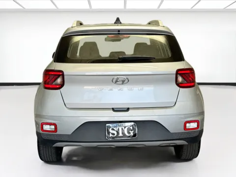 More photos of 2022 Hyundai Venue SEL at STG Montclair, CA