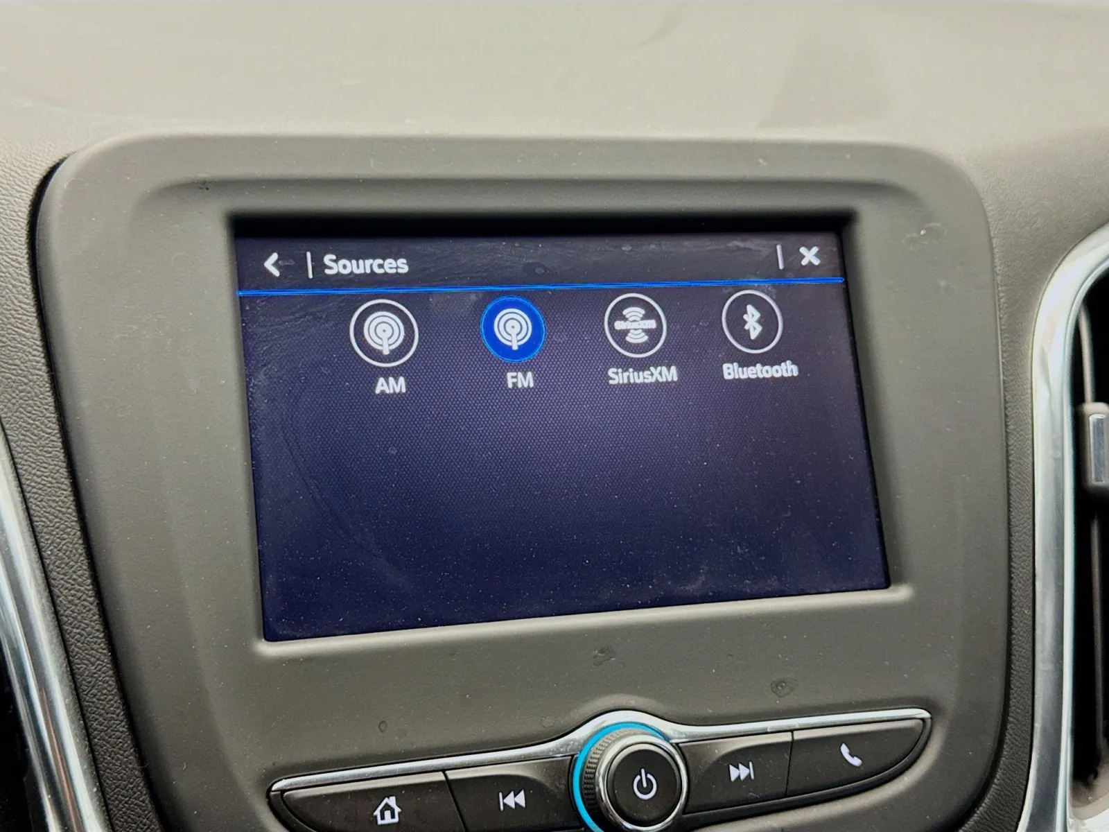 2024 Chevrolet Equinox LS photo 4