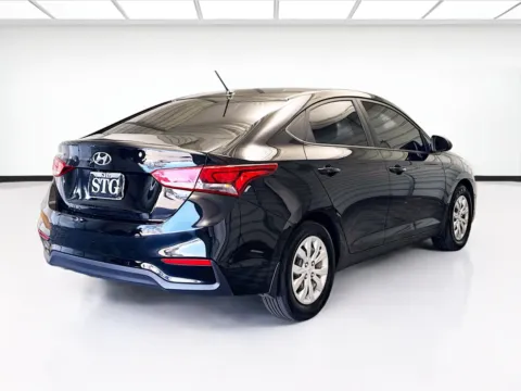 More photos of 2021 Hyundai Accent SE at STG Montclair, CA
